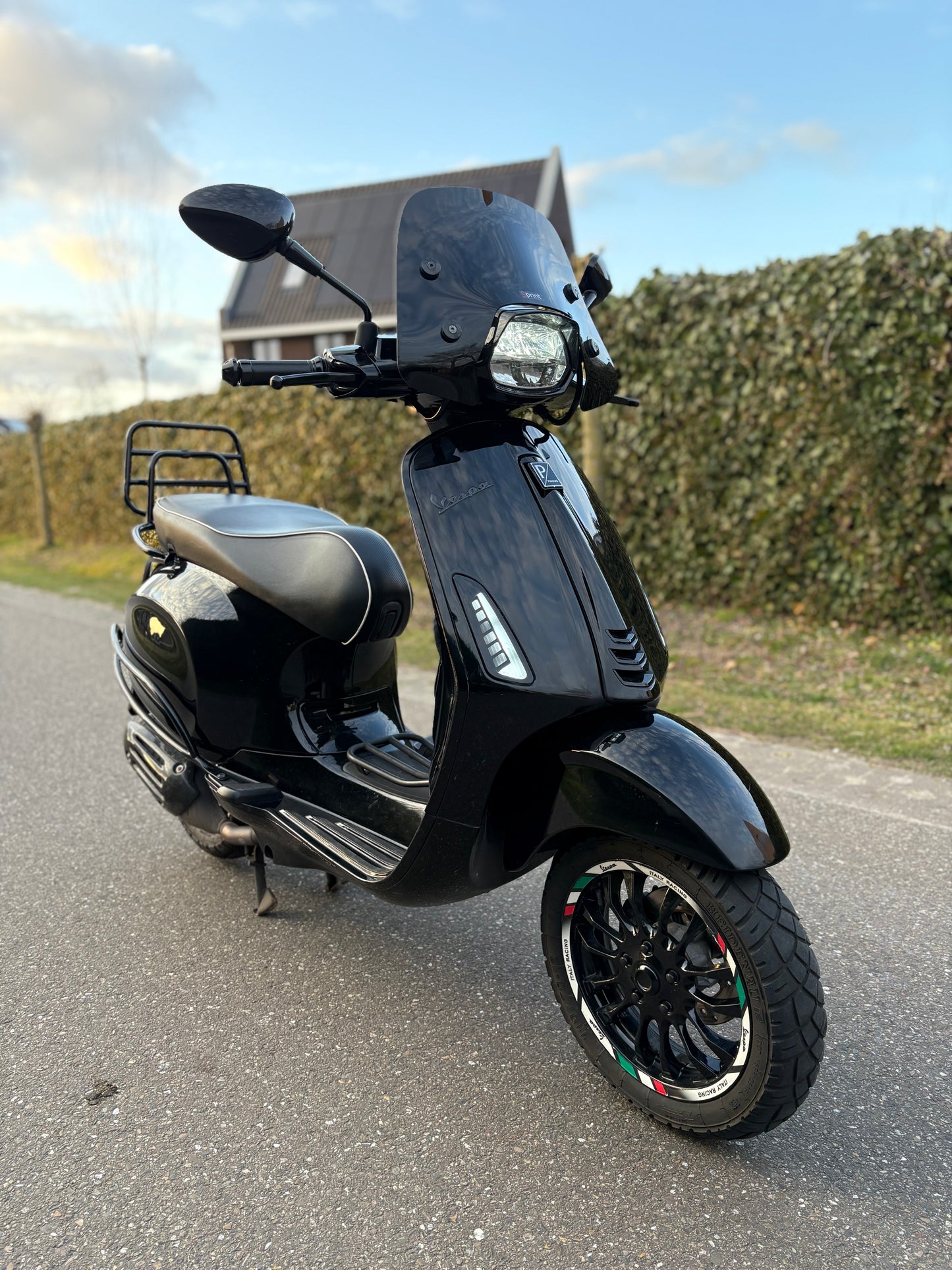 Vespa sprint glans zwart 2021 ~ full option