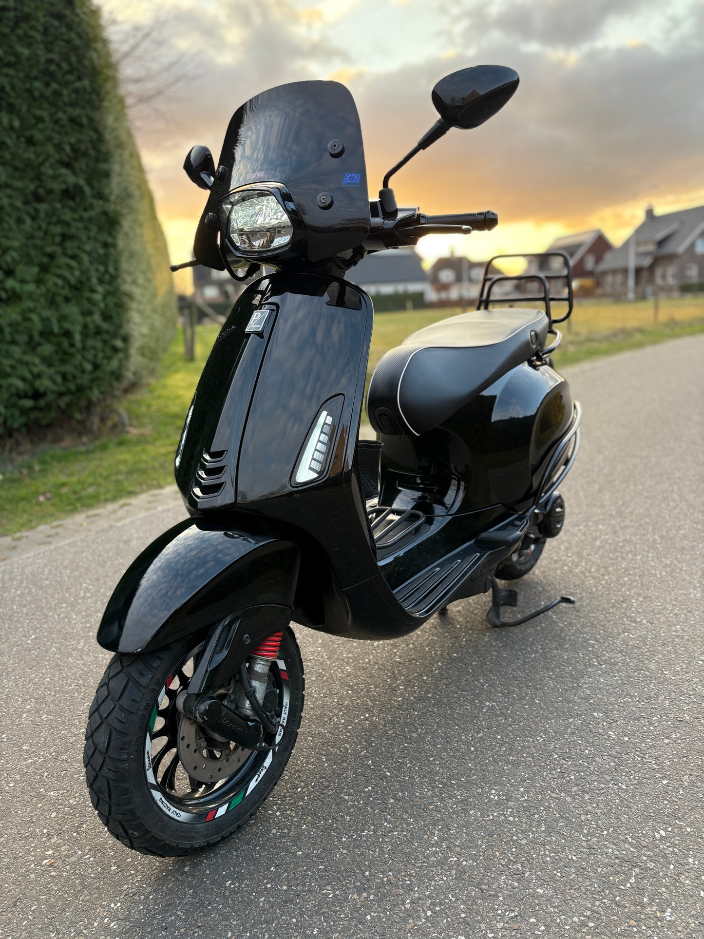 Vespa sprint glans zwart 2021 ~ full option